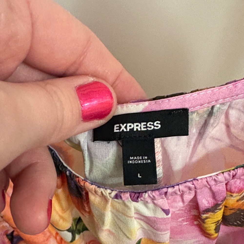 Express Floral Puff-Sleeve Peplum Top NWOT - Picture 2 of 6